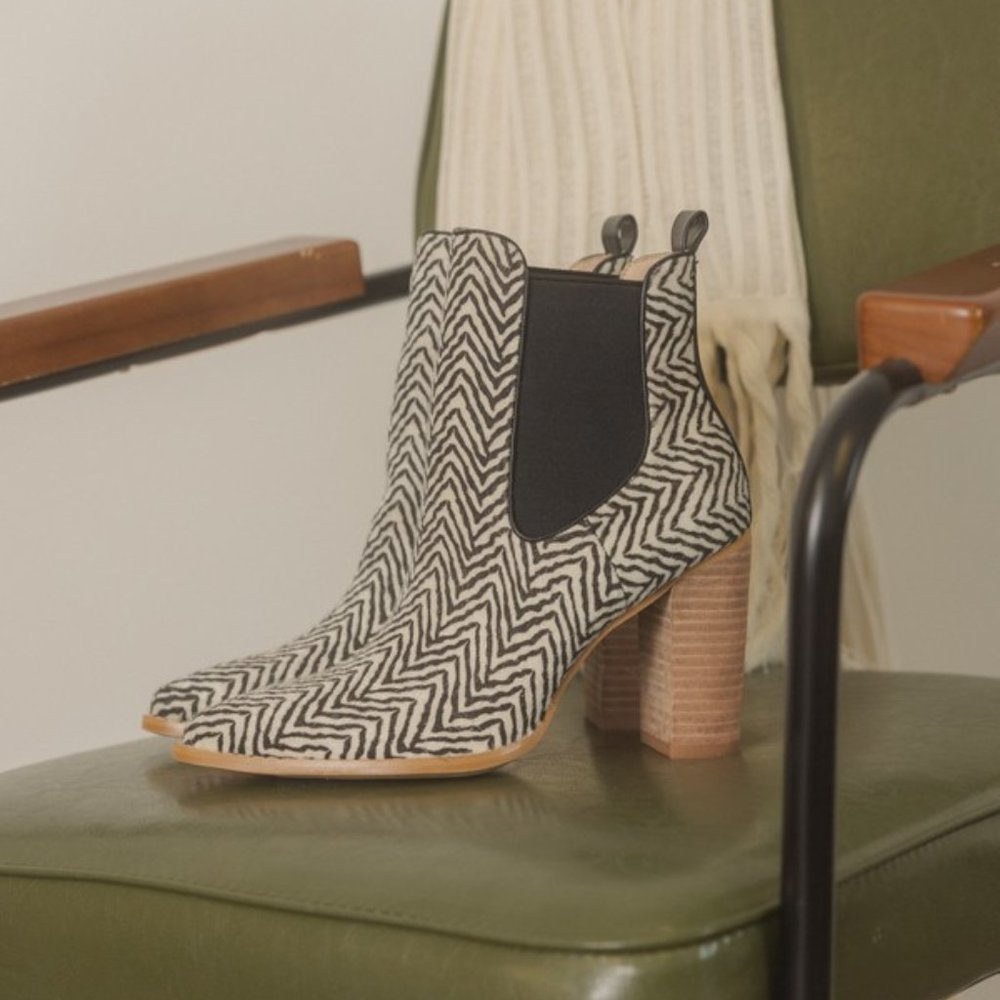 OASIS SOCIETY Esmee - Chelsea Boot Heel Women's Size 8.5 - Picture 12 of 13